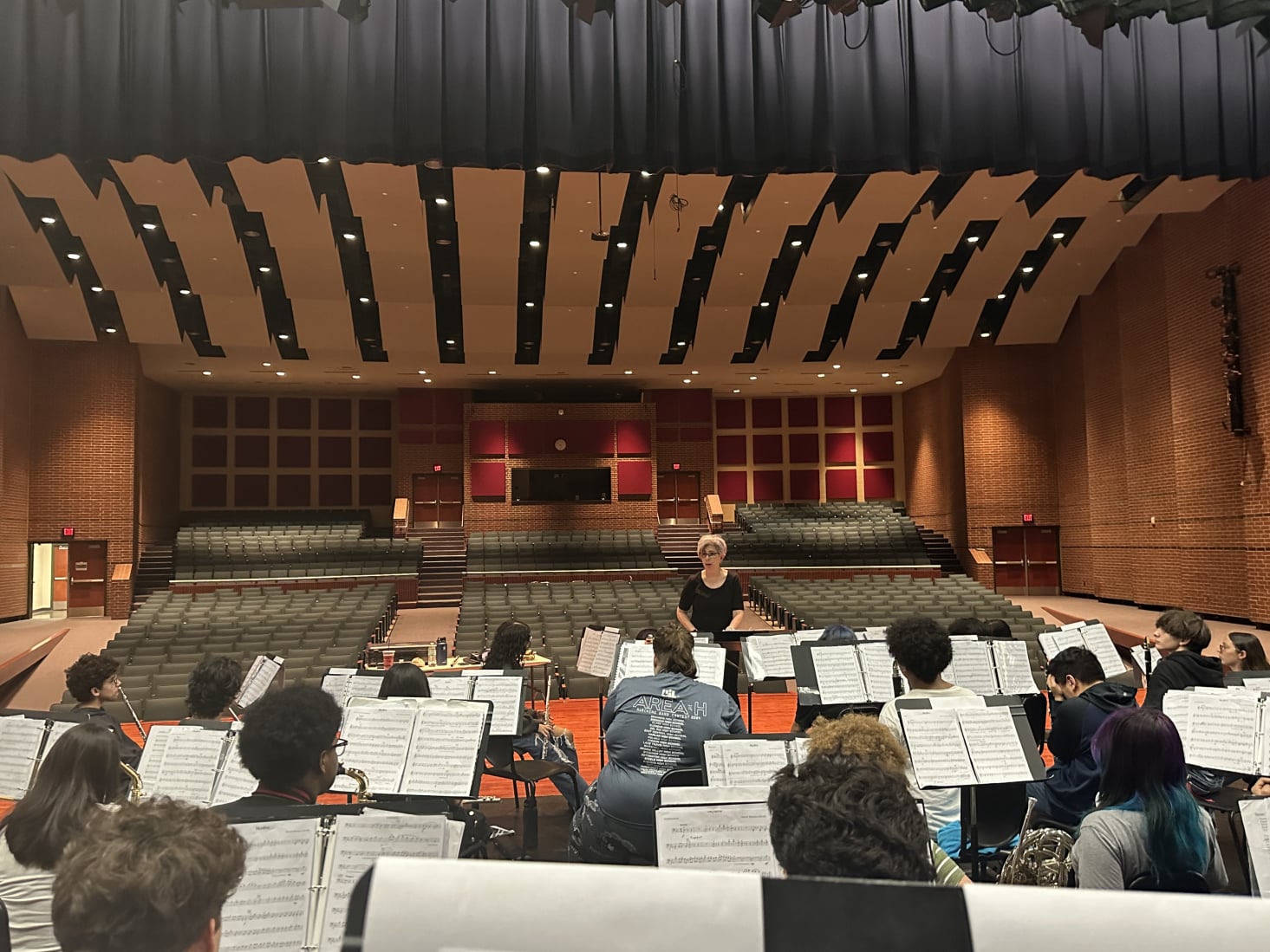 Emily Gurwitz doing UIL band clinic