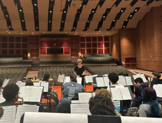 Emily Gurwitz directing/clinicing a concert band
